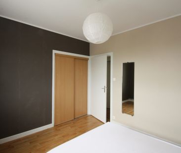 Location Appartement 3 pièces 63m² MIRIBEL 01700 - Photo 2