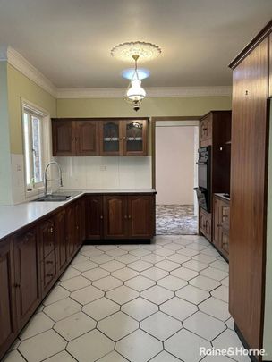 6 MONTH LEASE ONLY - Photo 1