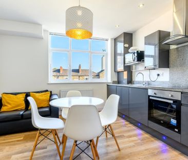 2 bedroom apartment to rent - Photo 2