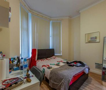 6 bedroom house to rent - Photo 2