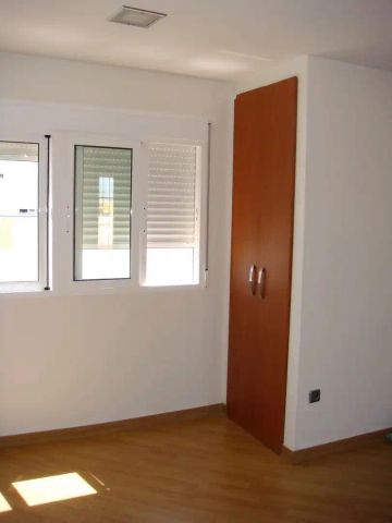 Estudio de alquiler en Gran Via - Photo 5