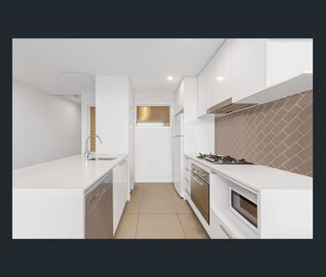 Bright & Modern Apartment with Resort Facilities - Photo 4