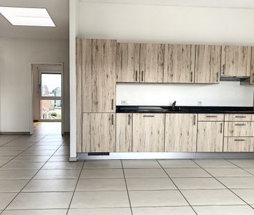ATTIQUE 4 ½ PIÈCES - Proche toutes commodités ! - Foto 2