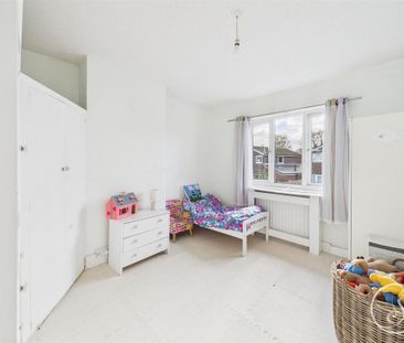 3 bedroom terraced house to rent - Photo 6