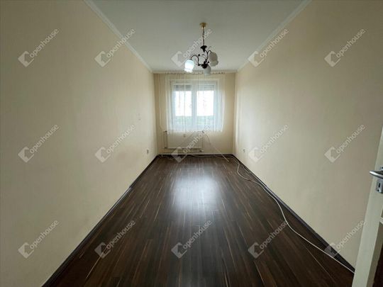 Kiadó jó állapotú panel lakás - Debrecen - Fotó 1