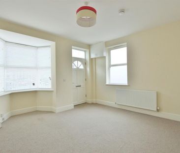 3 bedroom House To Let - Photo 6
