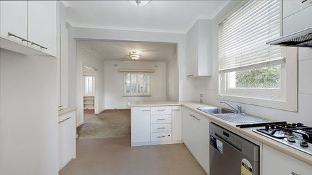 Thinking of selling? Contact our agent - Photo 4
