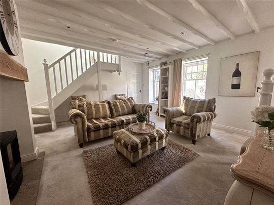 2 bedroom house to rent - Photo 1