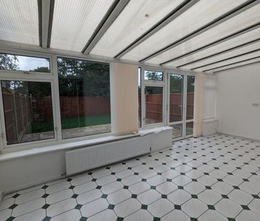 Little Crosby Road, L23 2TE - **Avail... - Photo 1