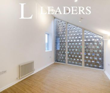 3 bedroom detached house to rent - Photo 4