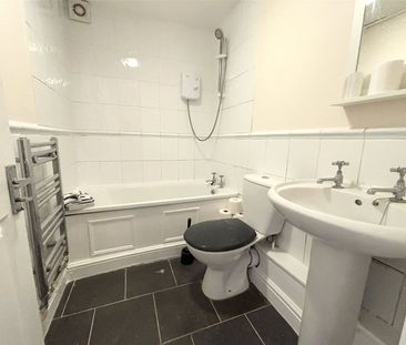 1 bedroom apartment to rent - Photo 2