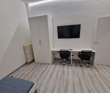 Via Pesaro, Turin, Piedmont 10152 - Foto 5