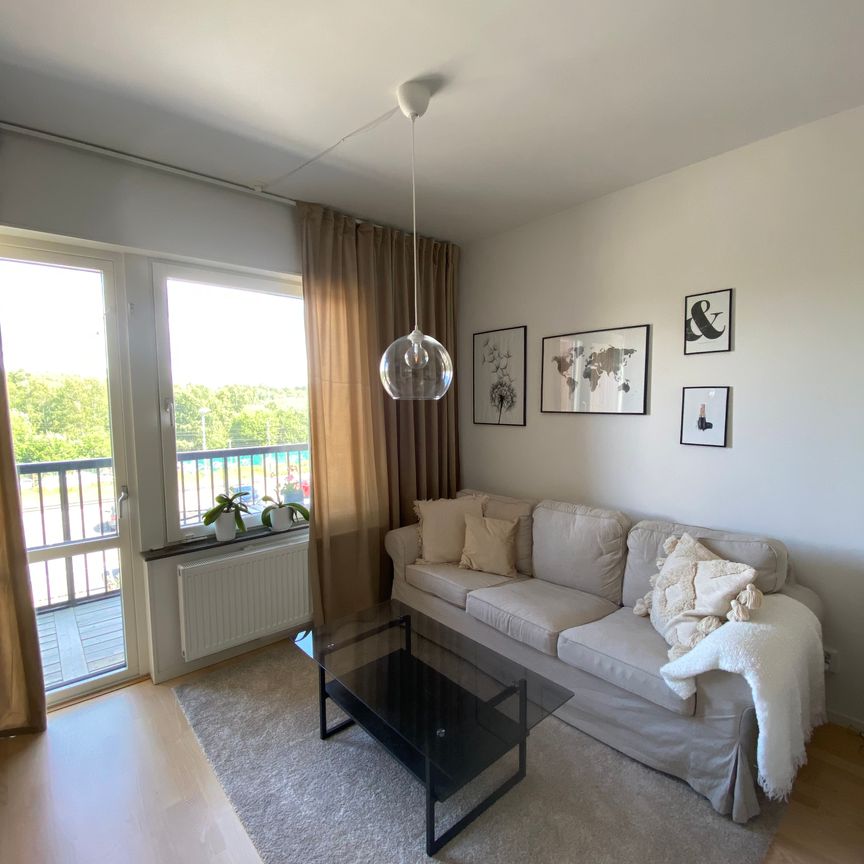 Trunstavägen, Knivsta - Photo 1