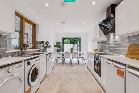 6 bedroom end of terrace house to rent - Photo 3