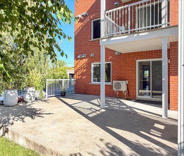 Condo 4 ½ à louer, avec 2 stationnements intérieurs chauffés, près ... - Photo 4
