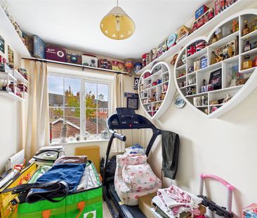 Admirals Walk, Wivenhoe, Colchester, Essex, CO7 9SZ - Photo 6