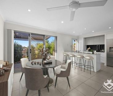 Well positioned Townhouse - Photo 3