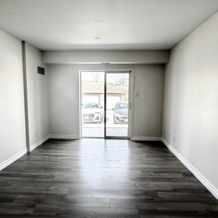For Lease - 128 Aspen Springs Drive Unit# 105, Clarington, Ontario - Photo 1