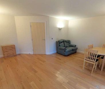 Woking, Surrey, GU22 - Photo 4