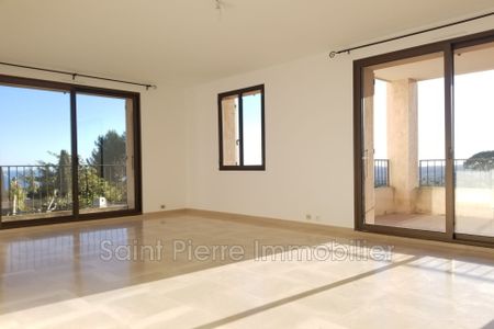 Location Appartement 4 pièces 101m² VILLENEUVE LOUBET 06270 - Photo 2