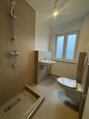 Frisch sanierte 2 ZKB-Wohnung - Photo 1