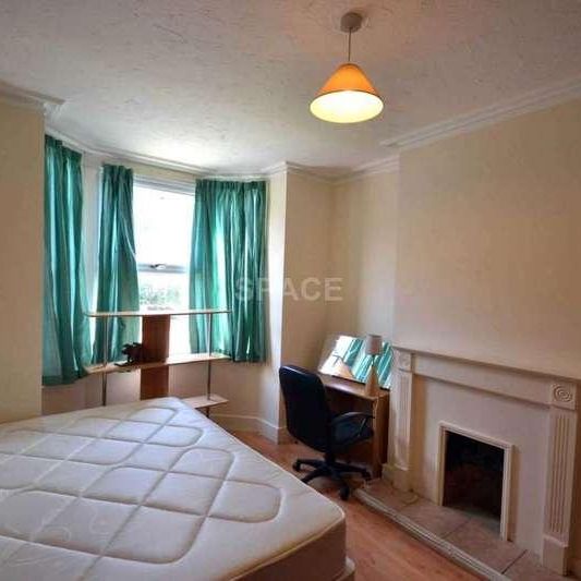 Southampton Street, Reading, Berkshire, RG1 - Photo 1