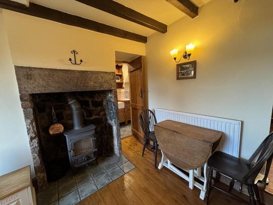 2 bedroom cottage to rent - Photo 1