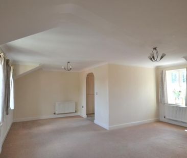 Gras Lawn, Barrack Road, Exeter - Photo 4