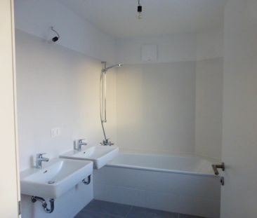 Attraktive 4-Zimmer-Dachgeschosswohnung mit Süd/West-Terrasse - Sch... - Foto 4