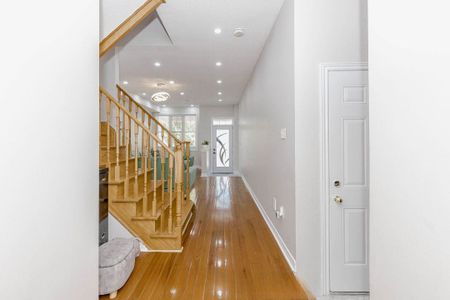 For Lease - 21 Iceland Poppy Trail, Brampton, Ontario - Photo 5