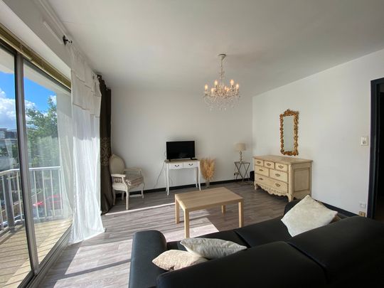 A LOUER. Disponible Immédiatement. Charmant Appartement T2 bis Meublé, Proche du Centre Ville ! - Photo 1