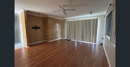 MODERN FAMILY HOME WITH SPACIOUS OUTDOOR LIVING - Photo 2