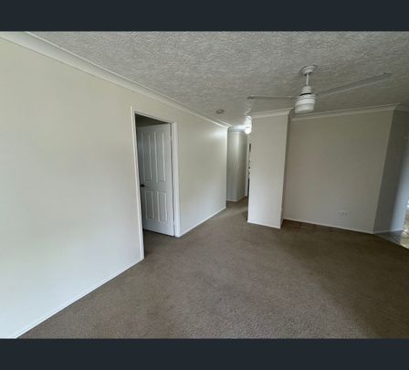 2/5 Cabana Ct, Banora Point, NSW 2486 - Photo 1