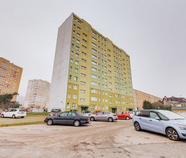 Jasne 3-pokojowe mieszkanie w Chyloni - Zdjęcie 5