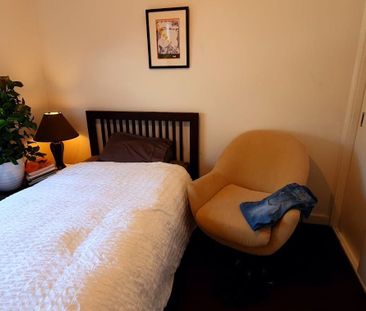 West Footscray - Photo 1