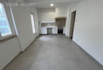 Apartamento T3 em Lisboa