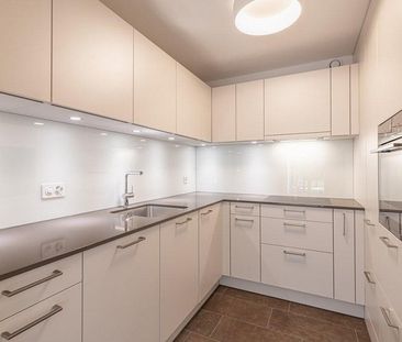 Helle sanierte 2.5-Zimmerwohnung in Horgen mieten - Photo 4