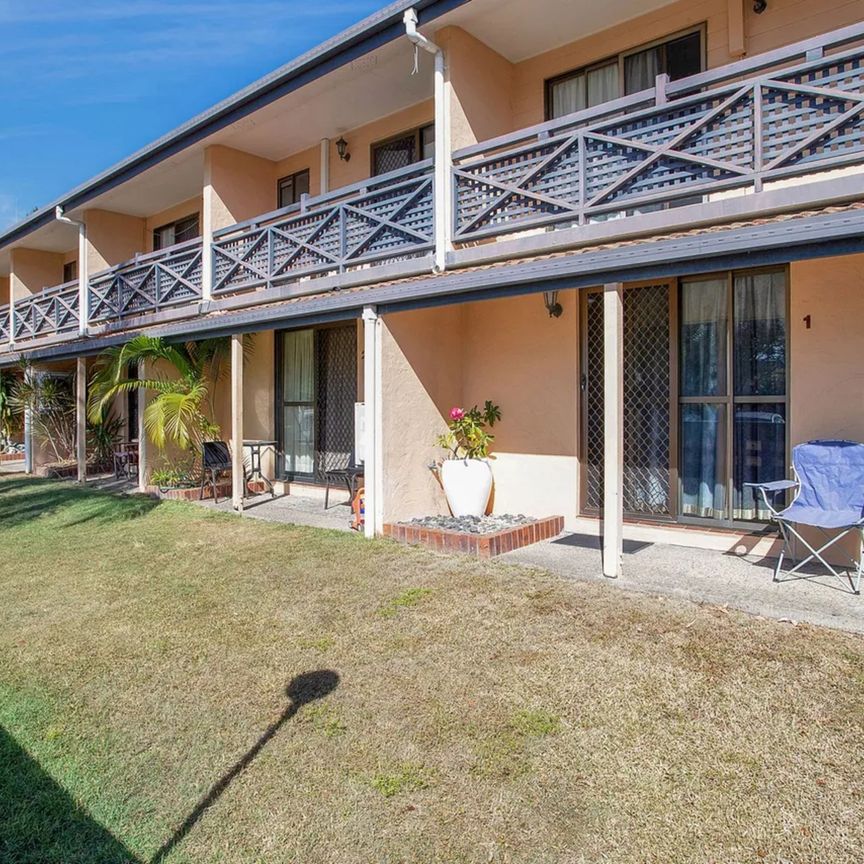 Charming 2-Bedroom Unit in East Mackay - Photo 2