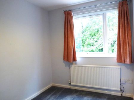 3 bedroom mews to rent - Photo 2