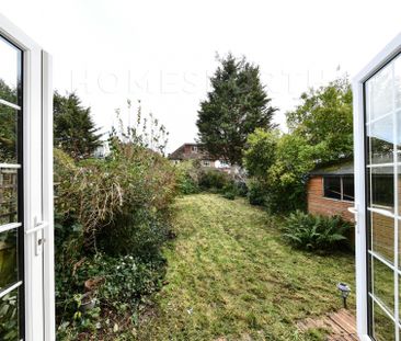 1 Bedroom Flat - Photo 2