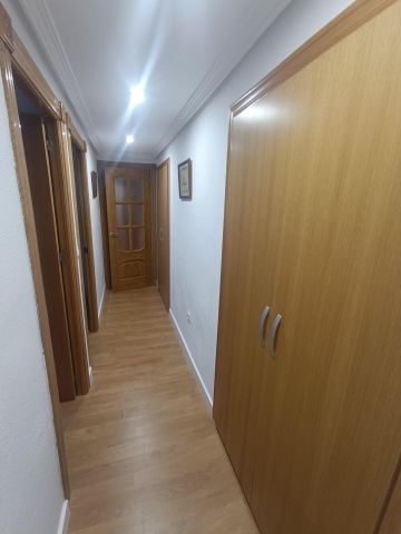 Piso de alquiler en Ensanche - Photo 5