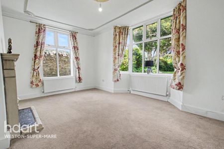 4 bedroom detached house to rent - Photo 4