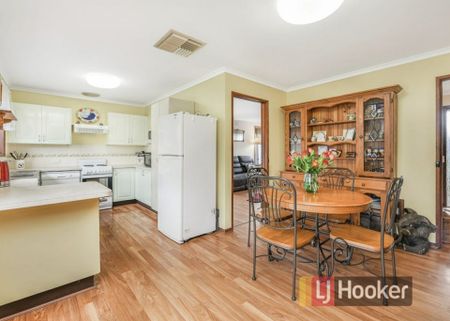 34 Duff Street, Cranbourne VIC - Photo 4