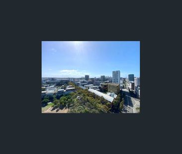 Spacious three-bedroom apartment offers comfort, convenience and lifestyle in Sydney’s most popular inner-city locations & Resort Facilities - Photo 1