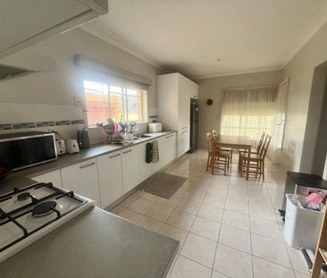 Sunshine North - Photo 4