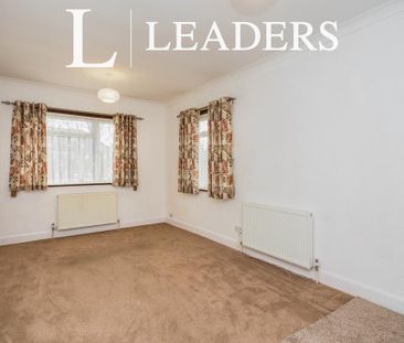 3 bedroom bungalow to rent - Photo 1