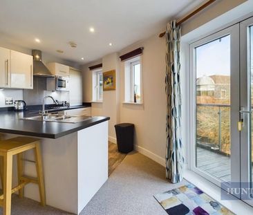 2 bedroom Flat To Let - Photo 4
