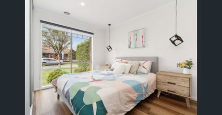 Beautiful 4-Bedroom Family Home in a Prime Aspendale Gardens Court Location - Photo 4