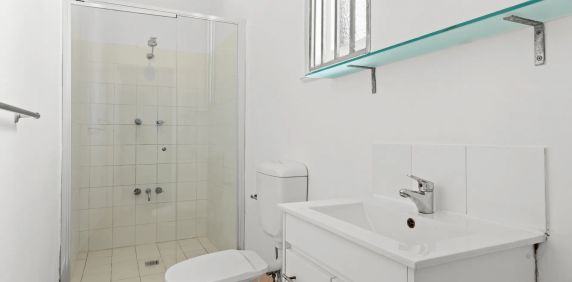 Charming Freestanding Home - Photo 2