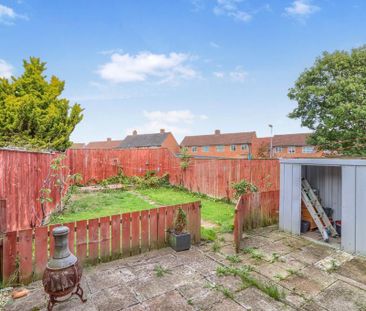 3 bedroom semi-detached house to rent - Photo 6